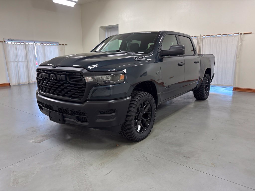 New 2027 Ram 1500 TRADESMAN CREW CAB 4X4 Pickup
