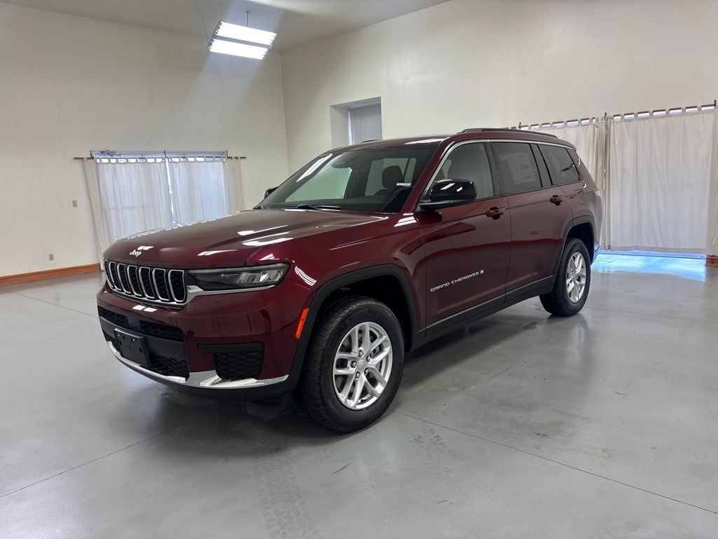 New 2026 Jeep Grand Cherokee L L LAREDO X 4X4 Sport Utility