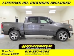 2026 Ram 1500 TRADESMAN CREW CAB 4X4 5'7 BOX Pickup