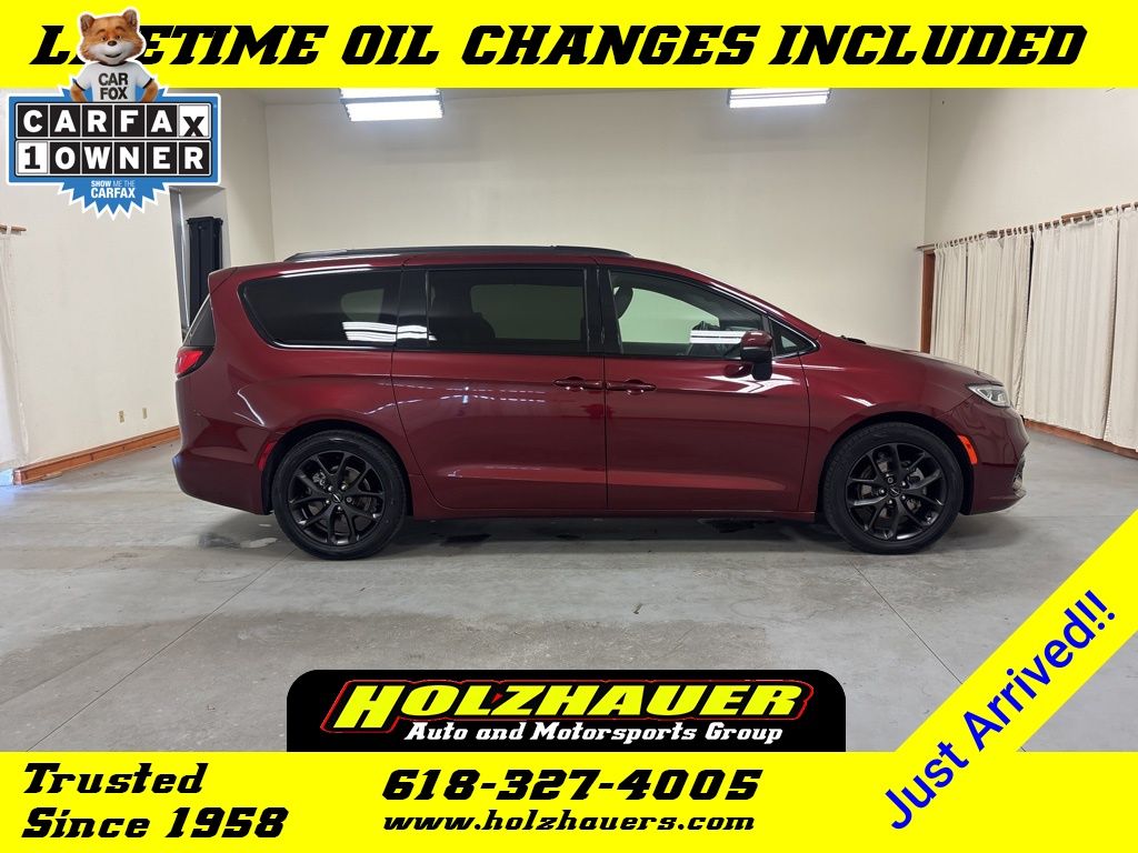 2023 Chrysler Pacifica Touring L
