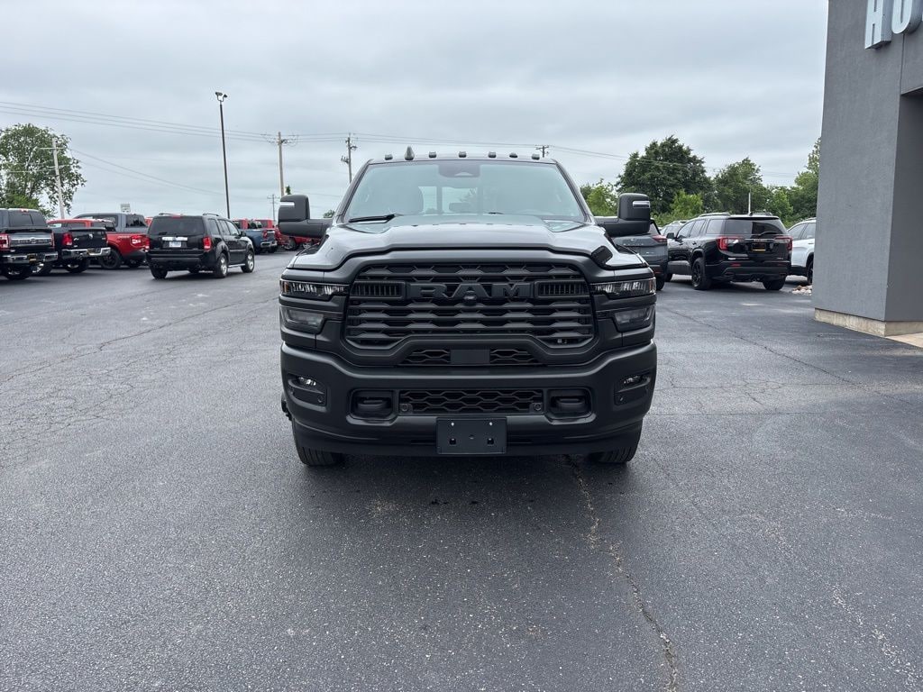 New 2026 Ram 3500 TRADESMAN CREW CAB 4X4 8' BOX Pickup