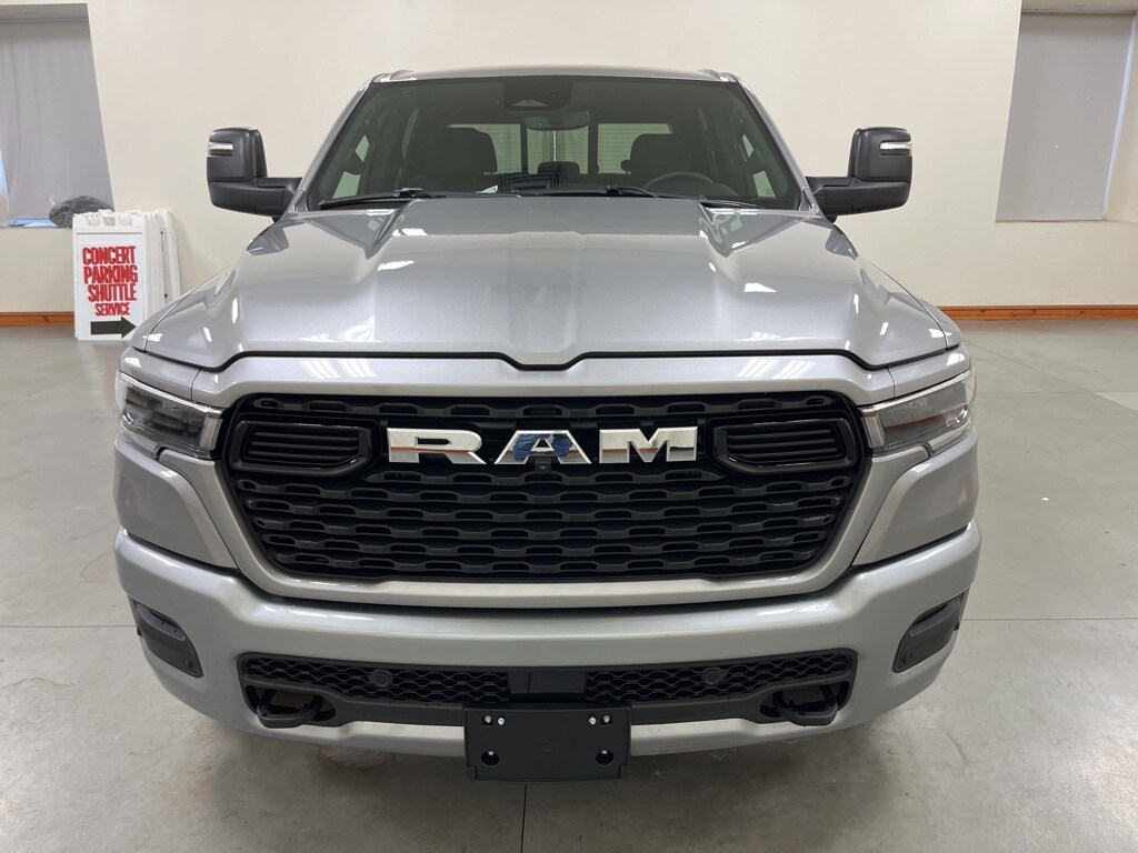 2025 Ram 1500 Big Horn photo 3