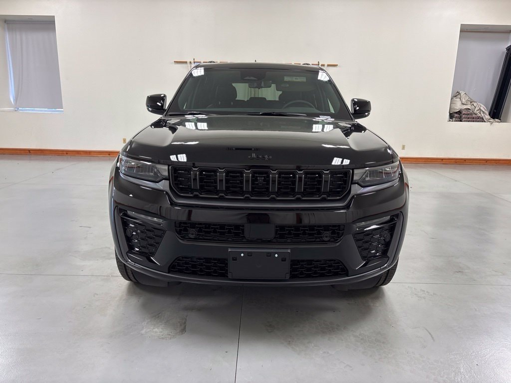 New 2027 Jeep Grand Cherokee LIMITED 4X4 Sport Utility