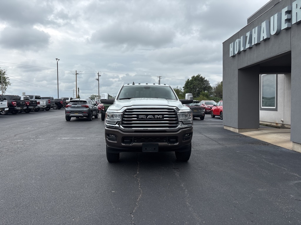 2024 Ram 2500 Longhorn photo 3
