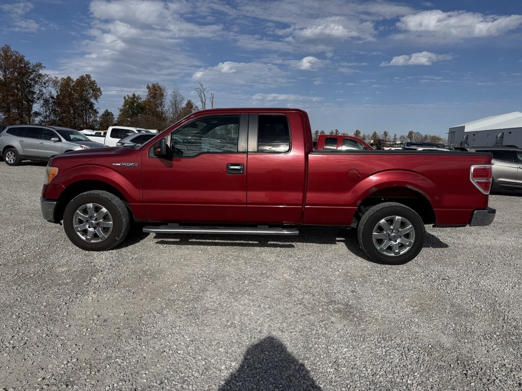 2013 Ford F-150 XLT photo 3