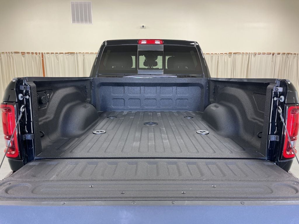 2025 RAM 2500 Tradesman - Photo 9