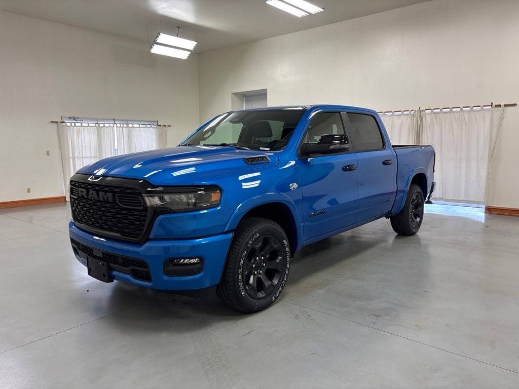 New 2026 Ram 1500 BIG HORN CREW CAB 4X4 5'7 BOX Pickup