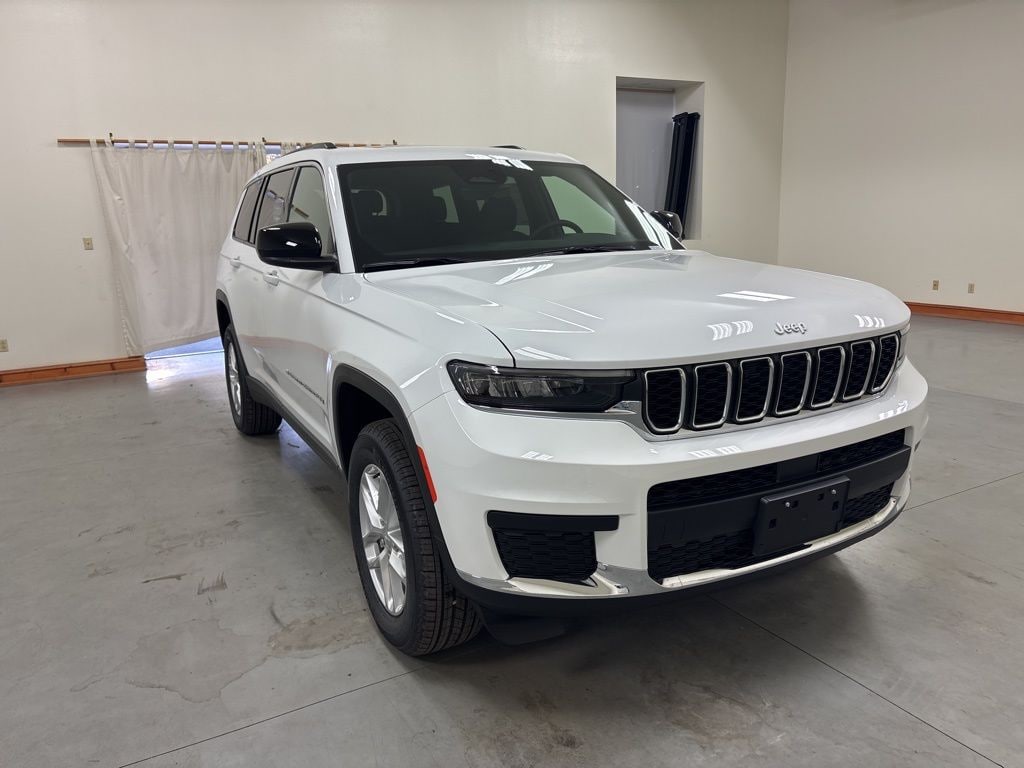 New 2025 Jeep Grand Cherokee L L LAREDO X 4X4 Sport Utility