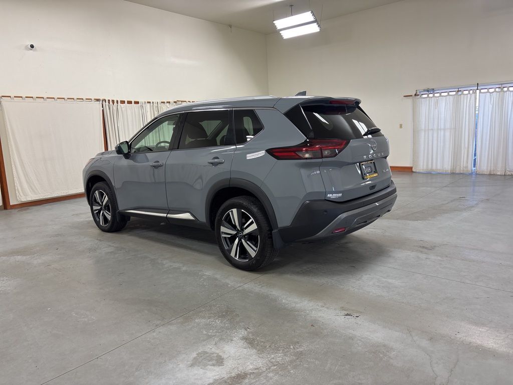 2023 Nissan Rogue SL - Photo 6