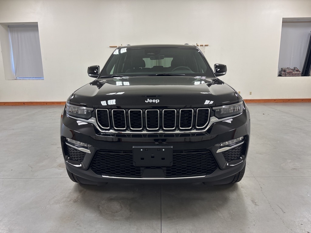 New 2025 Jeep Grand Cherokee LIMITED 4X4 Sport Utility