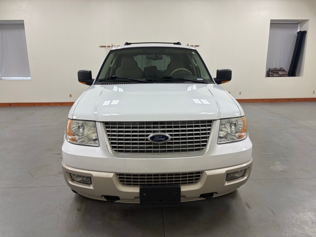 2005 Ford Expedition Eddie Bauer photo 2