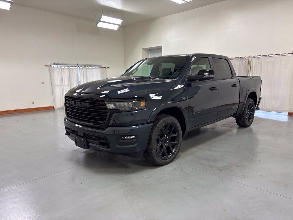 New 2027 Ram 1500 LARAMIE CREW CAB 4X4 5'7 BOX Pickup