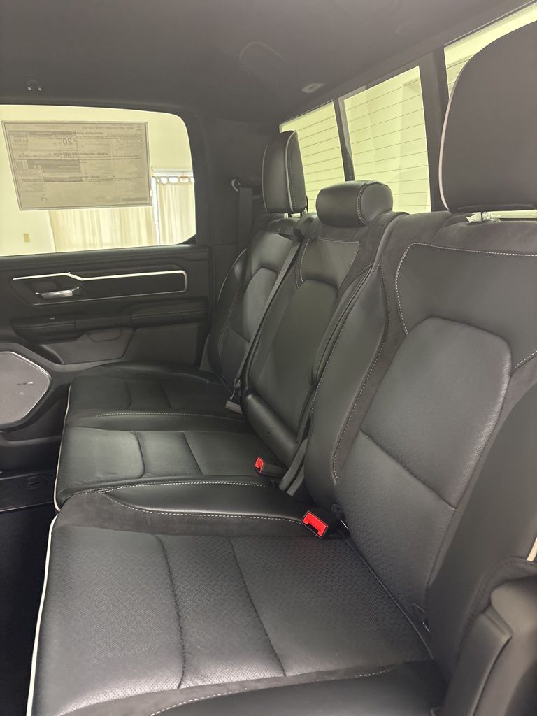 2026 RAM 1500 Laramie - Photo 25