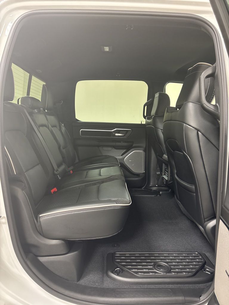 2026 RAM 1500 Laramie - Photo 38