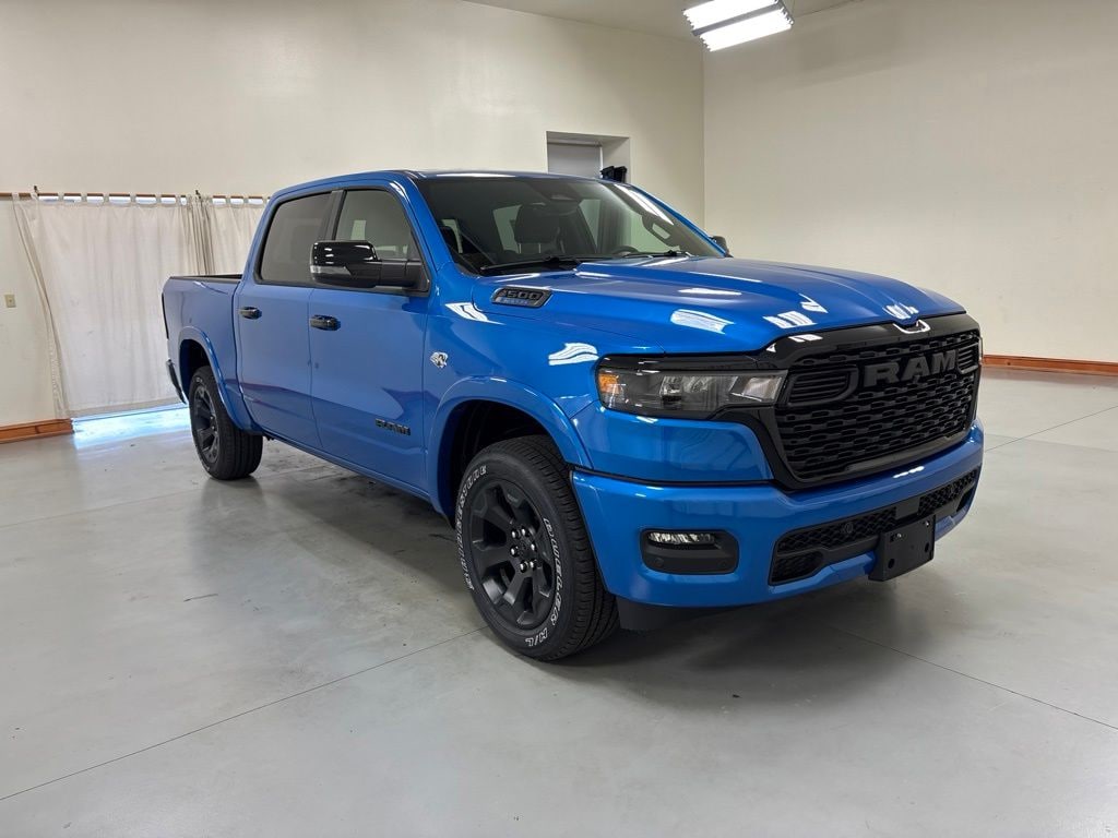 New 2026 Ram 1500 BIG HORN CREW CAB 4X4 5'7 BOX Pickup