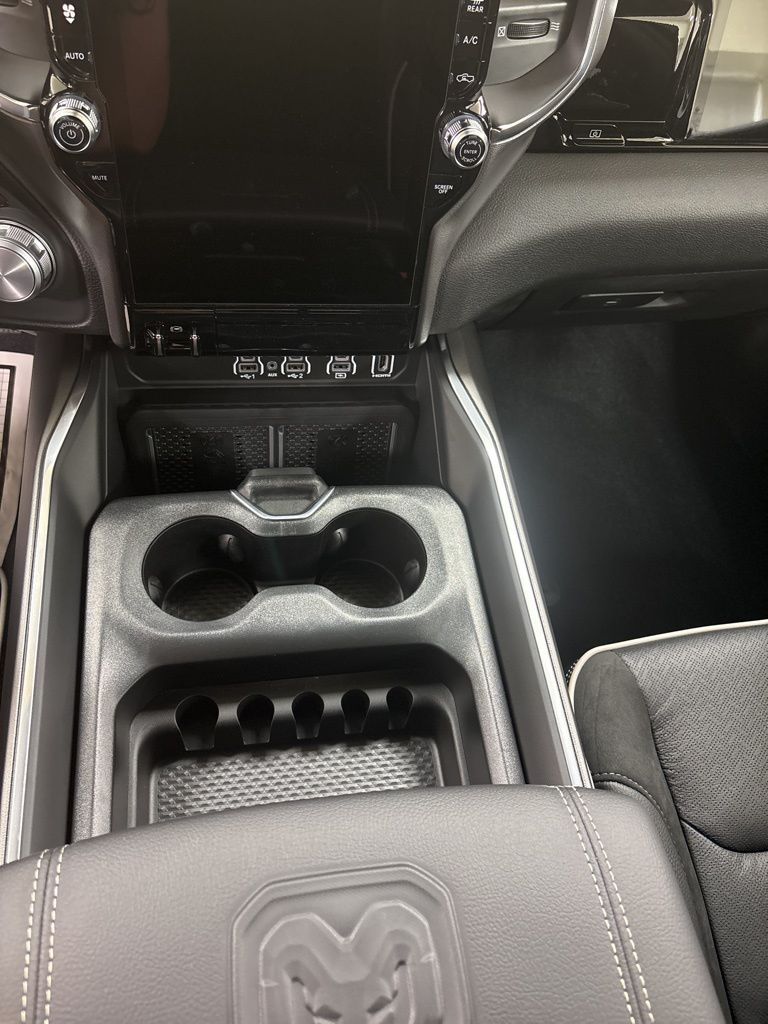 2026 RAM 1500 Laramie - Photo 14
