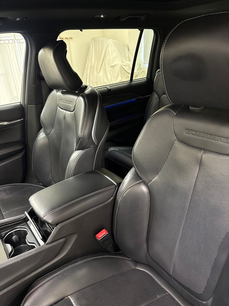 2021 Jeep Grand Cherokee L Overland - Photo 19