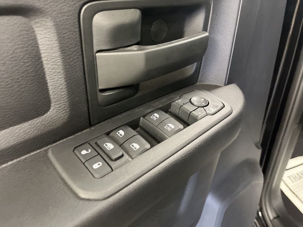 2025 RAM 2500 Tradesman - Photo 18