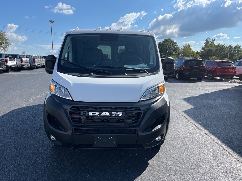 2025 Ram ProMaster 1500 Tradesman Cargo Van photo 3