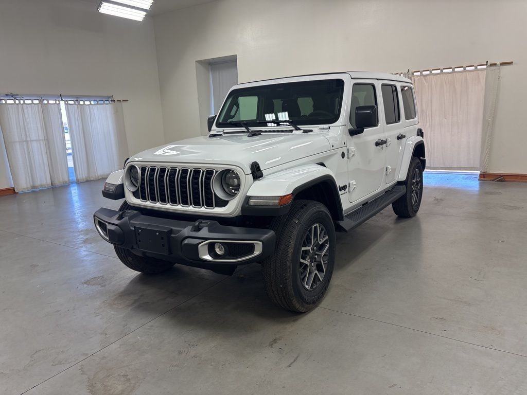 New 2026 Jeep Wrangler 4-DOOR SAHARA Sport Utility