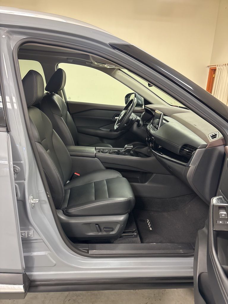 2023 Nissan Rogue SL - Photo 27