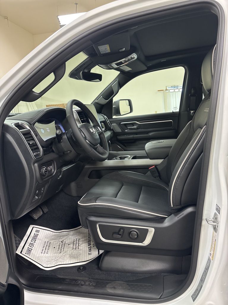 2026 RAM 1500 Laramie - Photo 9