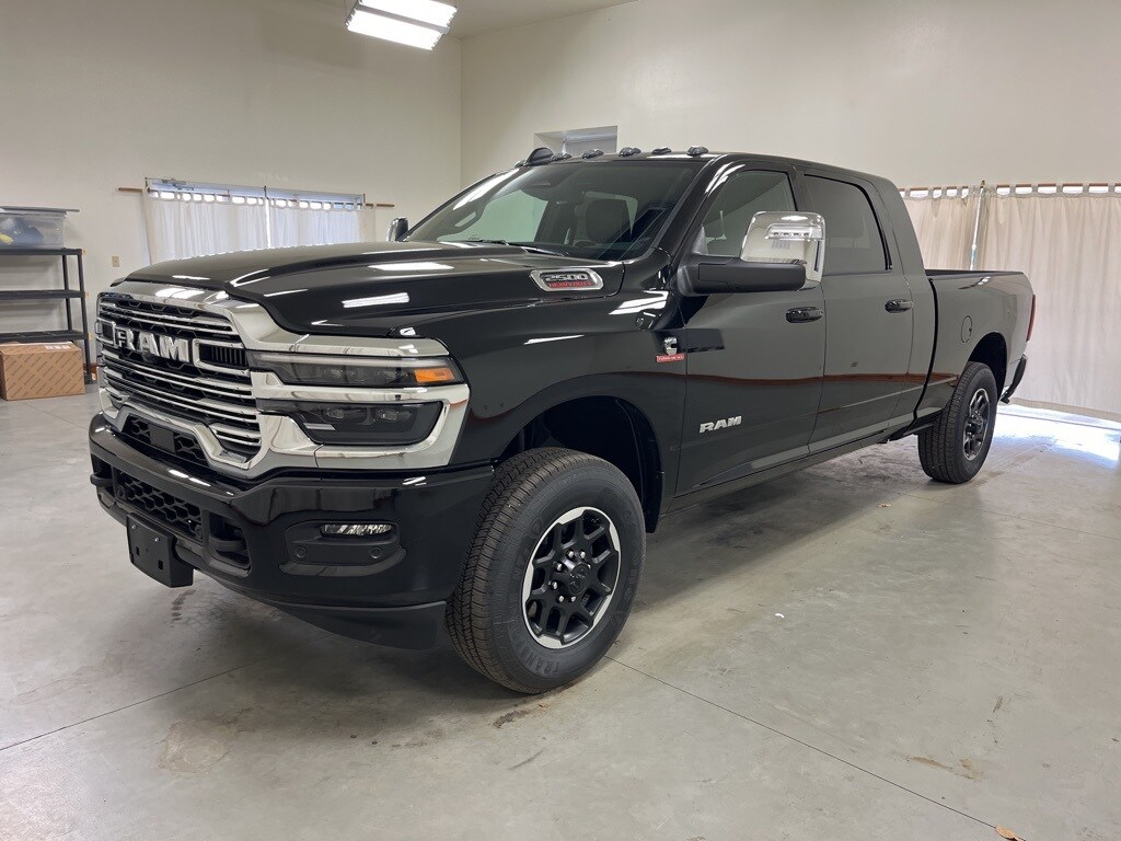2025 Ram 2500 Laramie photo 4