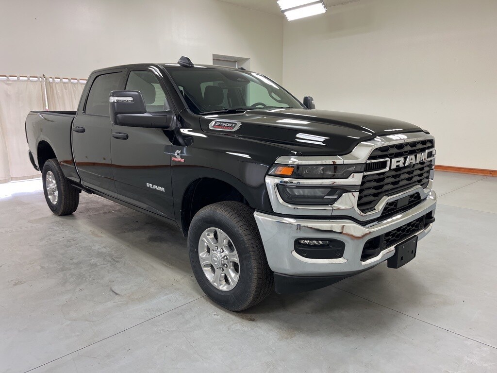 2025 Ram 2500 Big Horn photo 2
