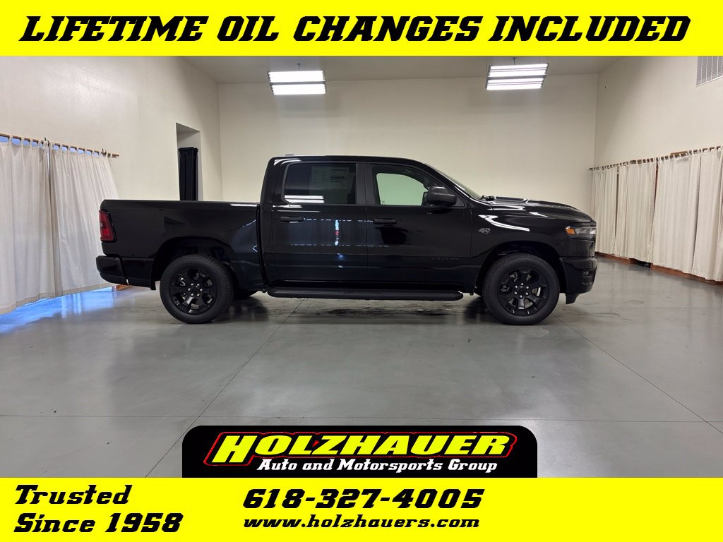 2027 Ram 1500 EXPRESS CREW CAB 4X4 5'7 BOX Pickup