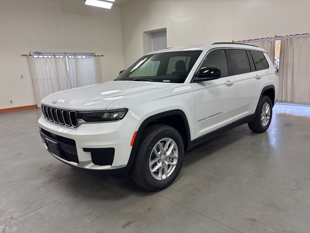 New 2025 Jeep Grand Cherokee L L LAREDO X 4X4 Sport Utility
