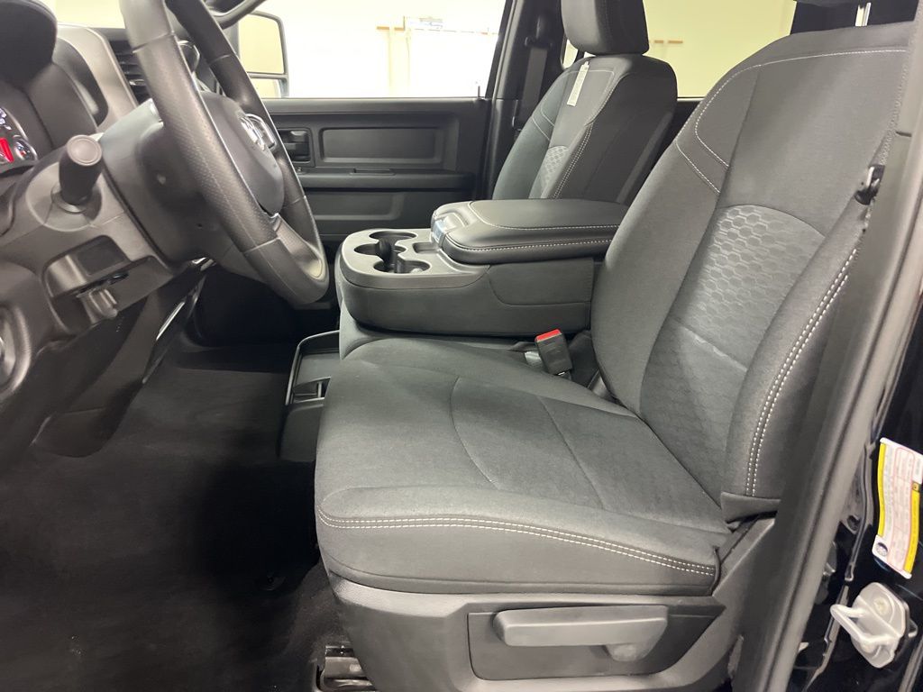 2025 RAM 2500 Tradesman - Photo 16