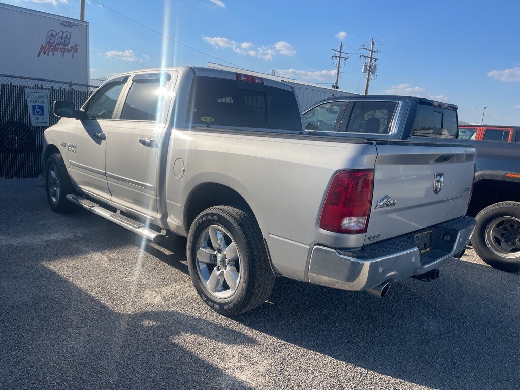 2016 Ram 1500 Big Horn photo 3