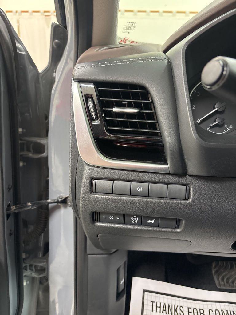 2023 Nissan Rogue SL - Photo 10