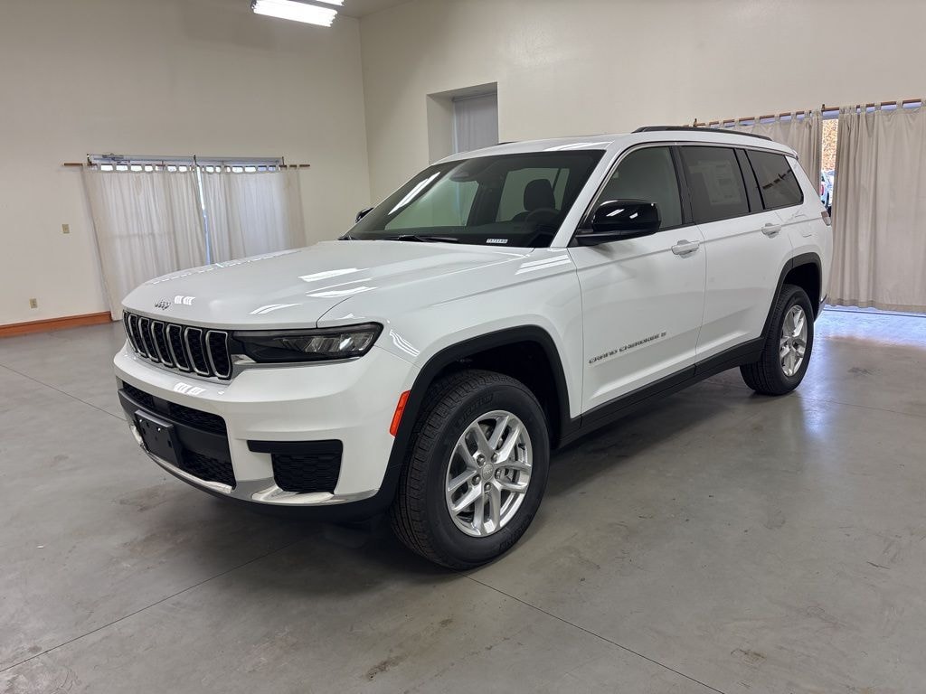 New 2025 Jeep Grand Cherokee L L LAREDO X 4X4 Sport Utility