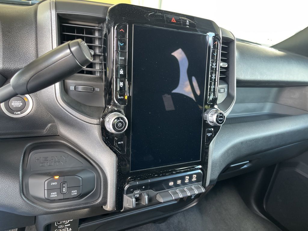 2025 RAM 2500 Tradesman - Photo 23