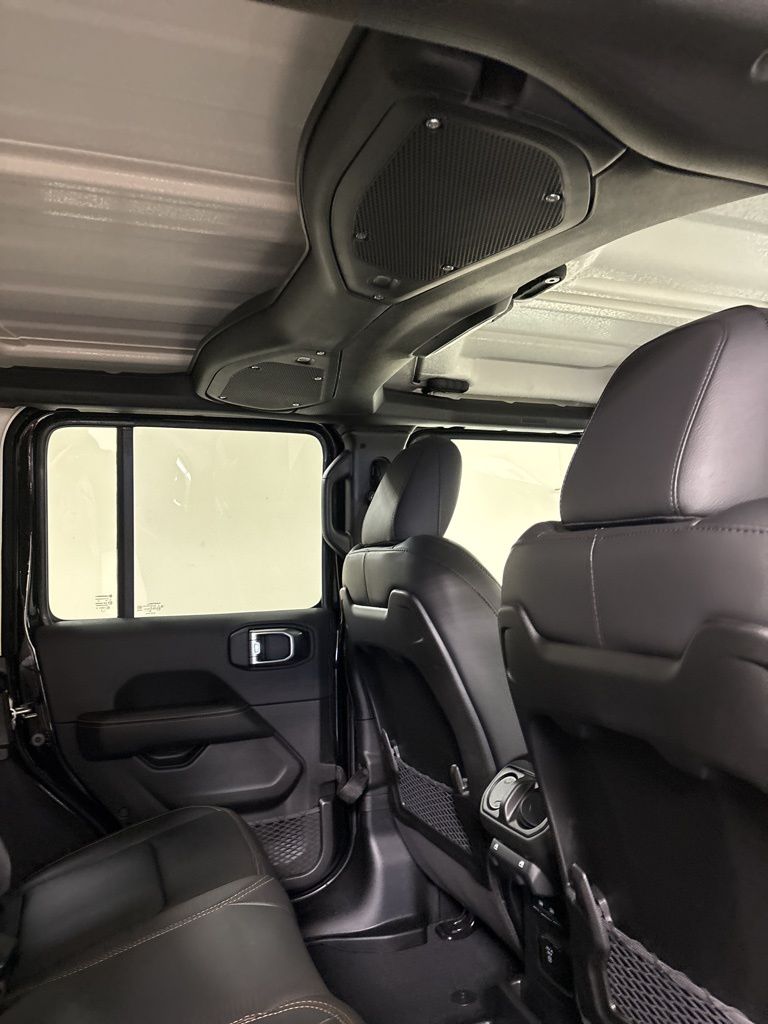 2025 Jeep Wrangler 4-Door Sahara - Photo 39