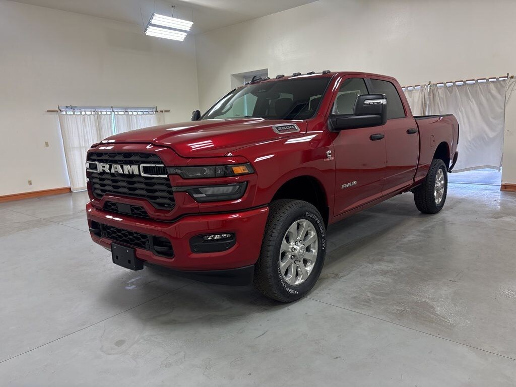 New 2026 Ram 2500 BIG HORN CREW CAB 4X4 6'4 BOX Pickup