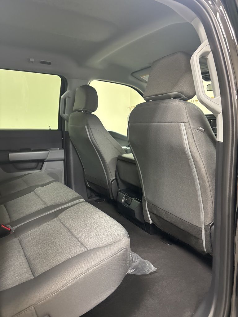 2026 Ford F-350 Super Duty XL - Photo 31