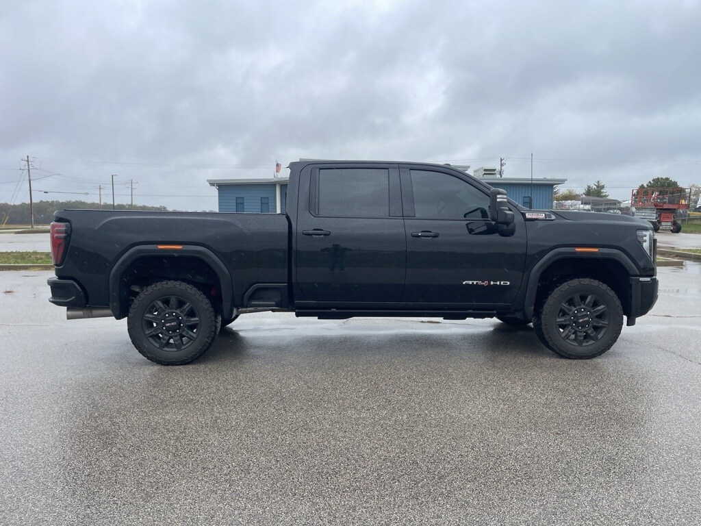 Used 2024 GMC Sierra 2500HD AT4 Truck
