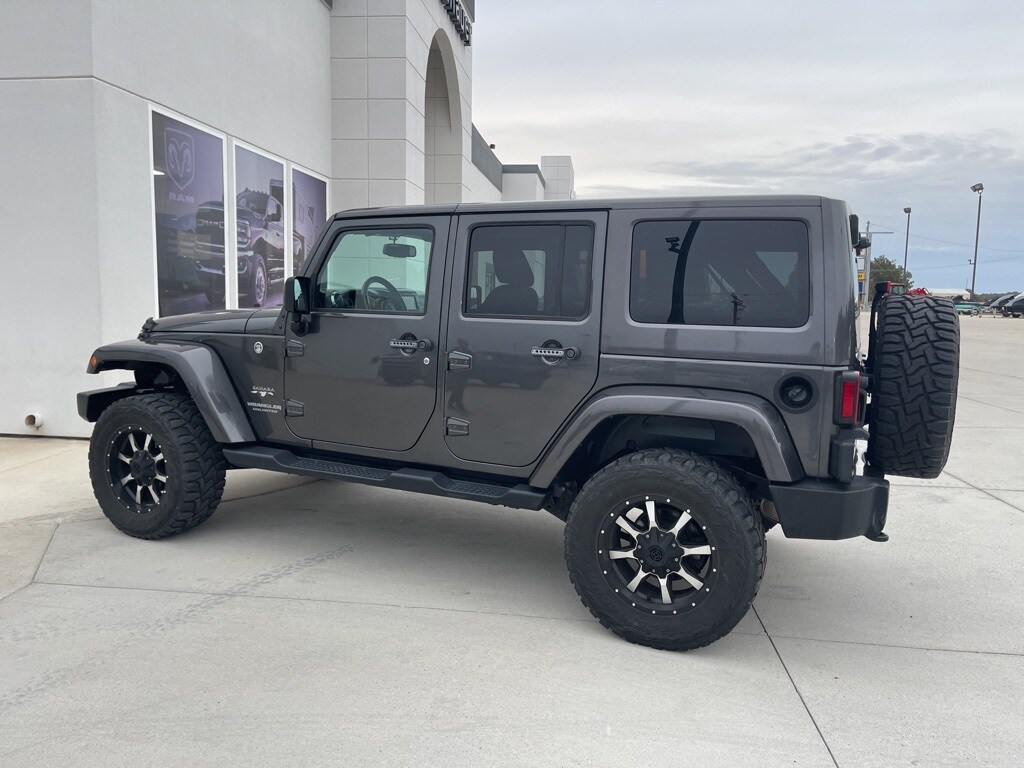 Used 2017 Jeep Wrangler Unlimited Sahara SUV