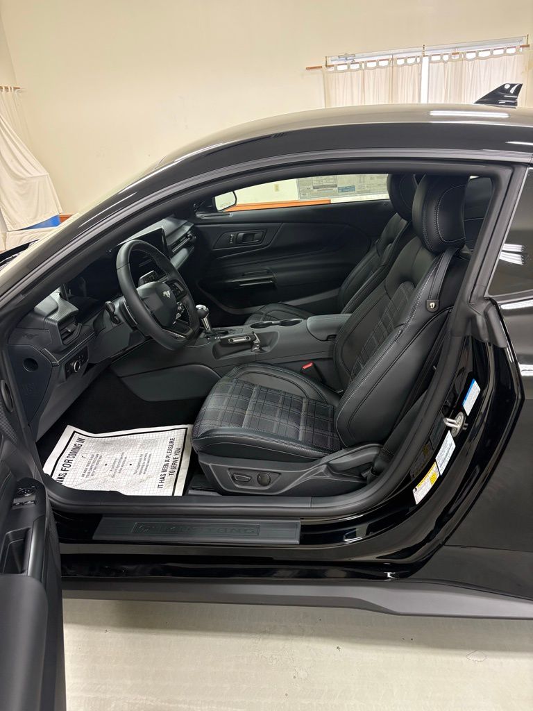 2026 Ford Mustang GT Premium Fastback - Photo 9