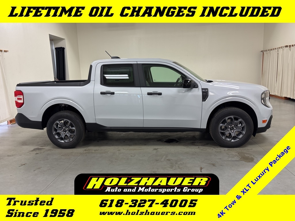 2025 Ford Maverick XLT's photo