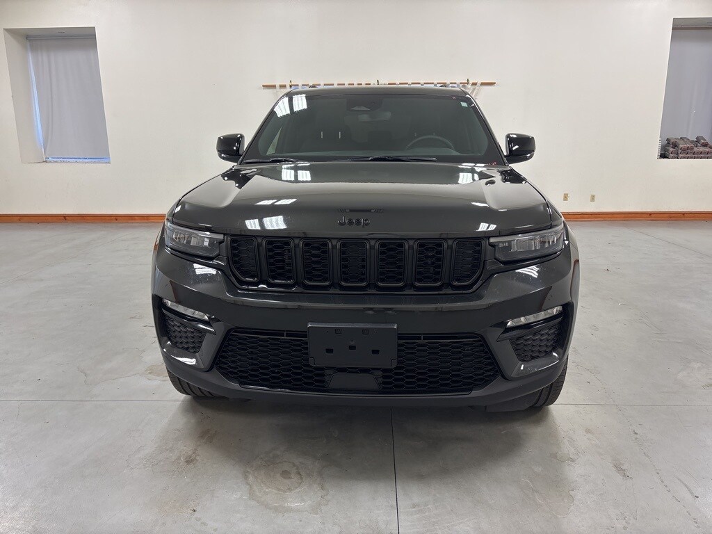 Used 2024 Jeep Grand Cherokee Limited SUV