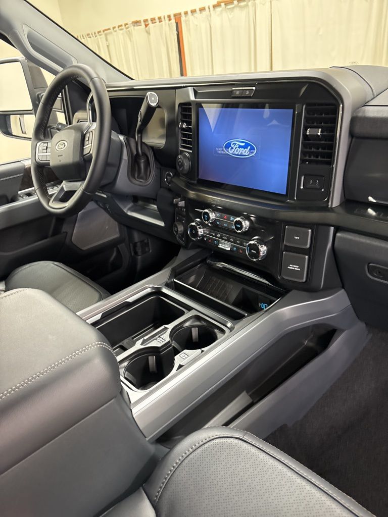 2026 Ford F-350 Super Duty Lariat - Photo 40