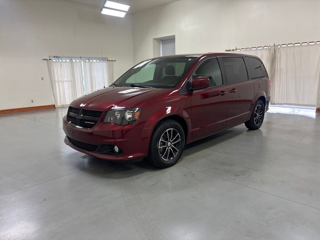 Used 2018 Dodge Grand Caravan SE Plus Minivan/Van