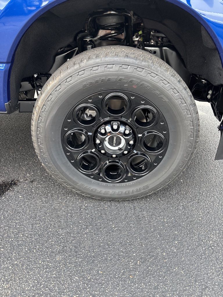 2026 Ford F-350 Super Duty XLT - Photo 40