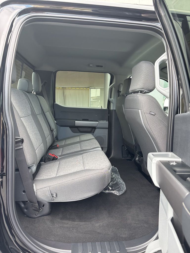 2026 Ford F-250 Super Duty XL - Photo 40