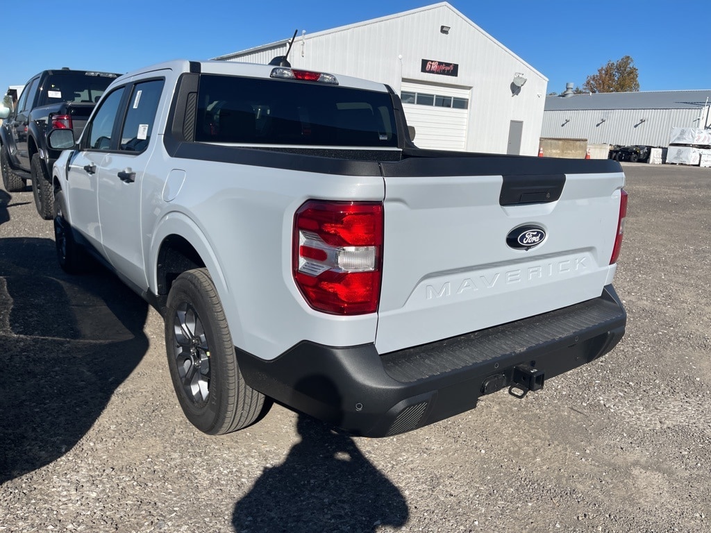 New 2025 Ford Maverick XLT Truck