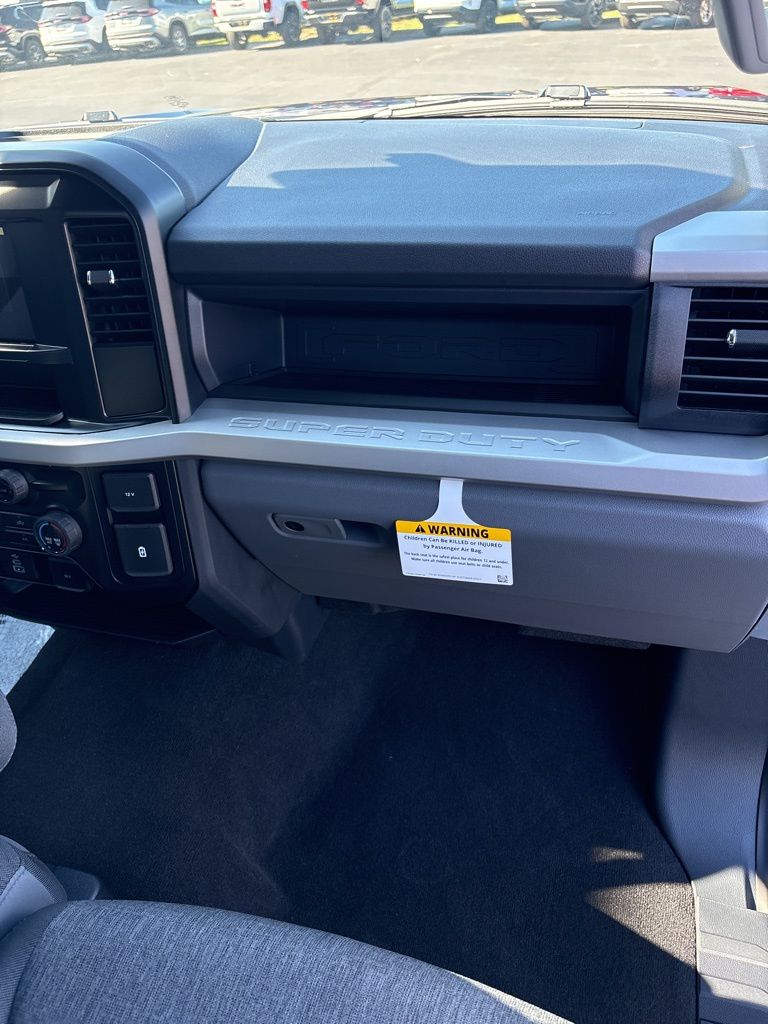 2026 Ford F-350 Super Duty XL - Photo 34