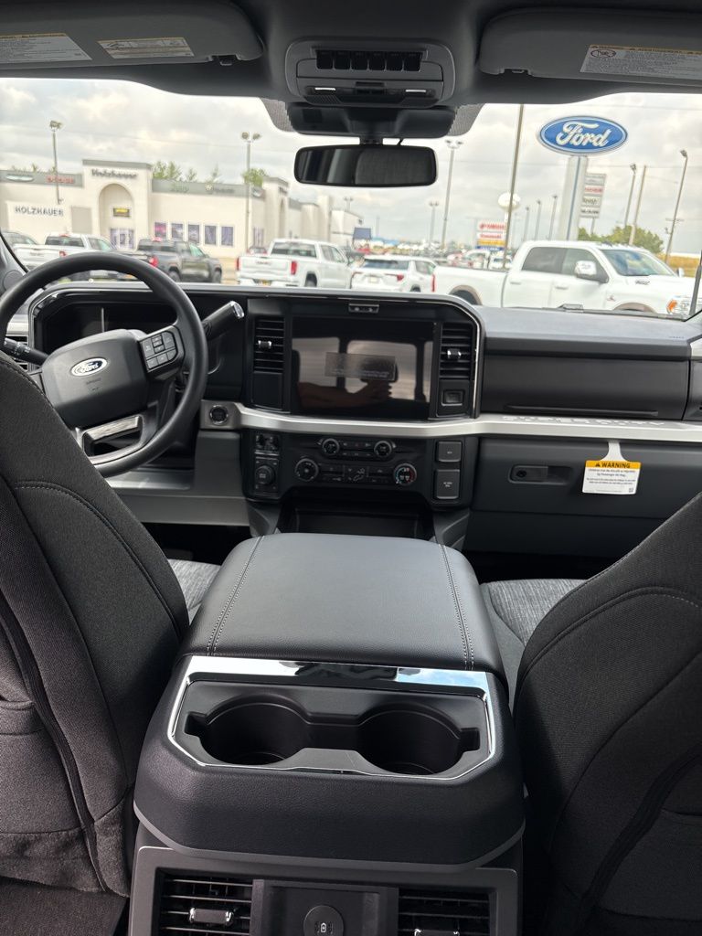 2026 Ford F-350 Super Duty XLT - Photo 19